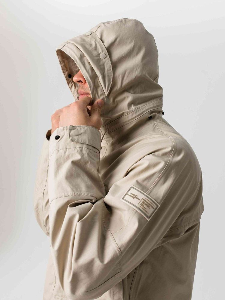 Remington Limit Trend Milk - белая куртка, которую вы не боитесь надеть в город и за город.